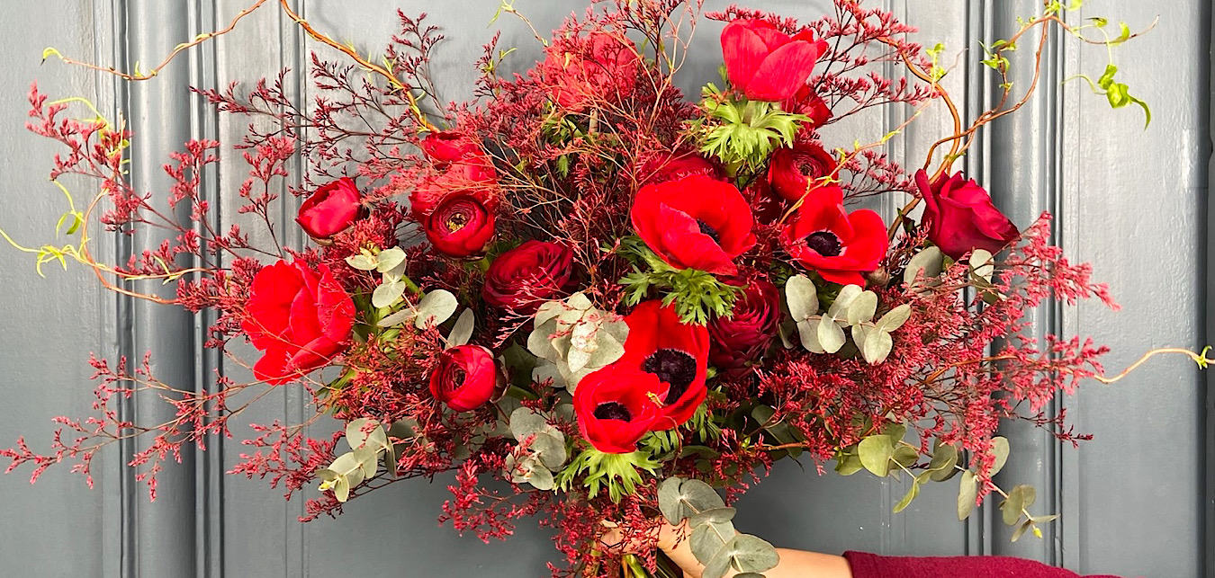 Bouquet de fleurs rouges pour la Saint valentin